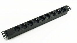 Блок розеток 19", 1U, 9 розеток Schuko, однофазный 10A, вход питания IEC 60320 C14