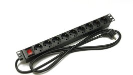 Блок розеток 19", 1U, 9 розеток Schuko, выключатель с подсветкой, однофазный 16A, кабель питания 2 метра