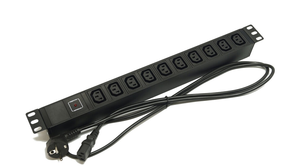 Блок розеток 19", 1U, 10 розеток IEC 60320 C13, индикатор напряжения, однофазный 10A, вход питания IEC 60320 C14