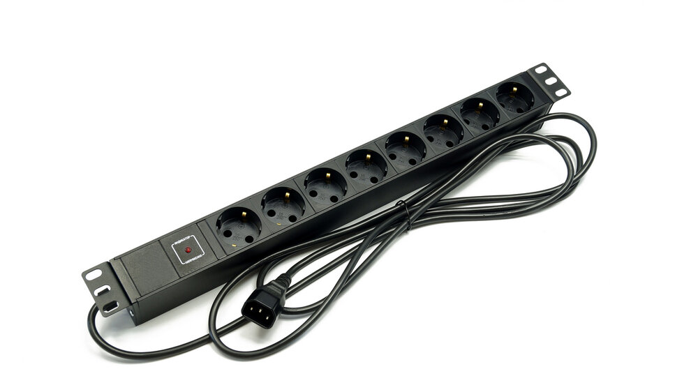 Блок розеток 19", 1U, 8 розеток Schuko, индикатор питания, однофазный 10A, кабель питания 2 метра IEC 320 C14